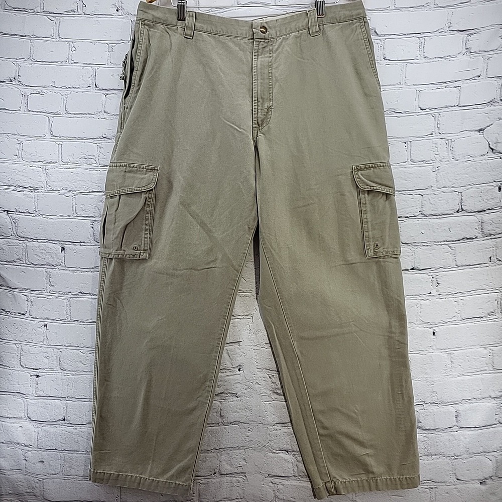 Columbia Sportswear Gray Cargo Pants‎ Mens sz 38
